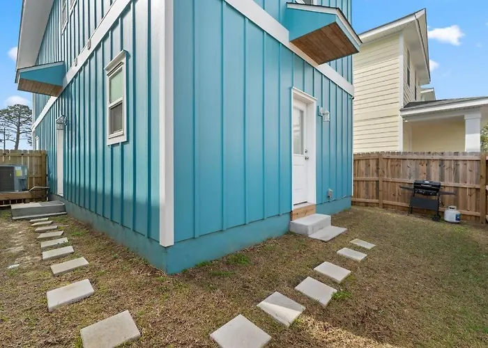 Holiday home Downtown + Bay Views + Seafood Market *
