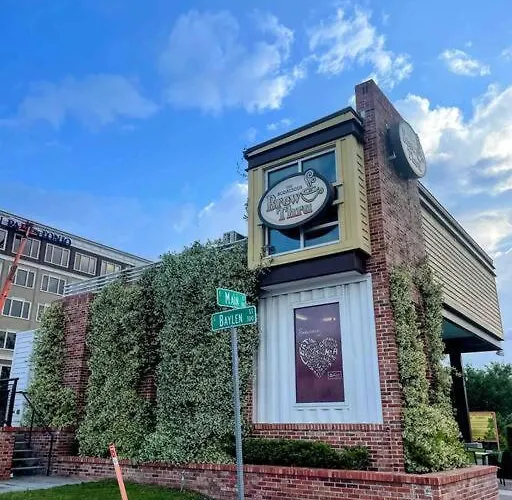 Holiday home Downtown + Bay Views + Seafood Market *